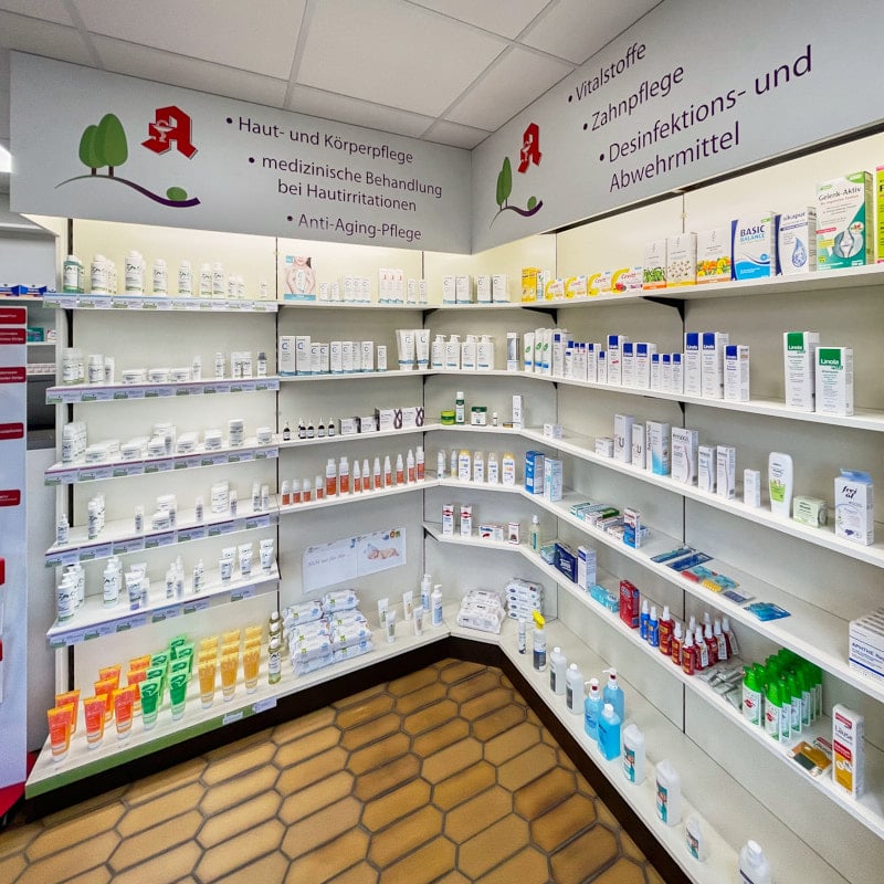 Gefäße in der Nordheide-Apotheke in Bad Salzuflen